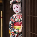 Maiko Portrait Session-20-japanphotoguide