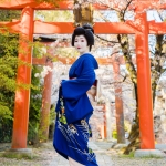 118-Kyoto-Geiko-Portrait-Cherry-Blossom