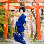 118-Kyoto-Geiko-Portrait-Cherry-Blossom