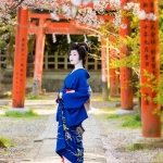 122-Kyoto-Geiko-Portrait-Cherry-Blossom